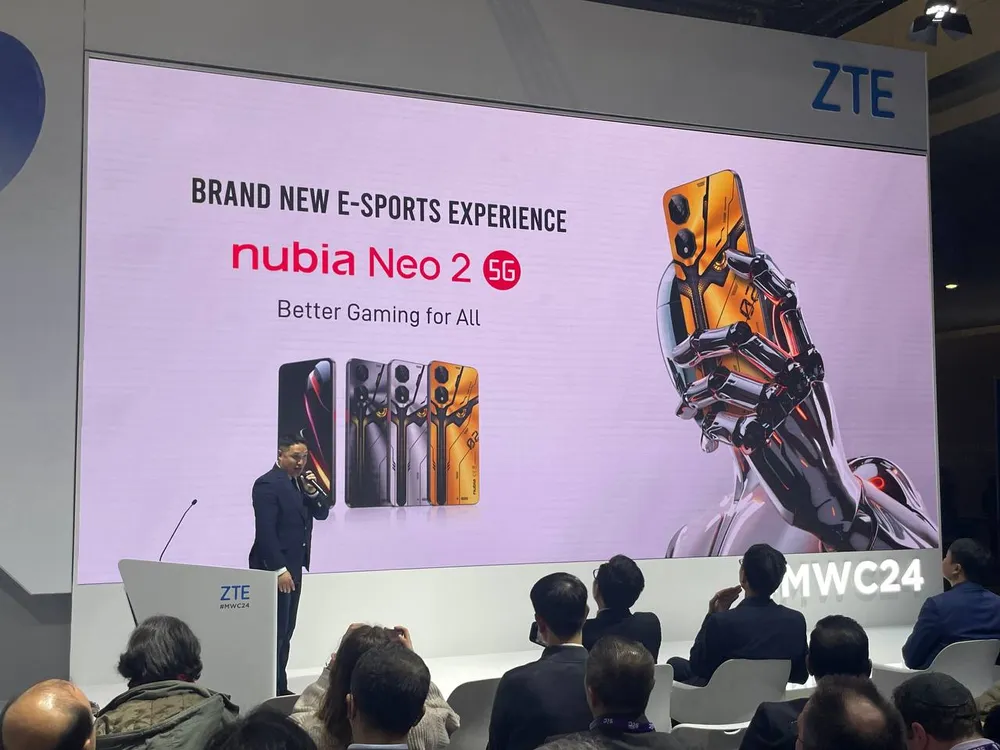 Fotografía del Nubia Neo 2 tomada durante su presentación en el MWC de Barcelona 2024